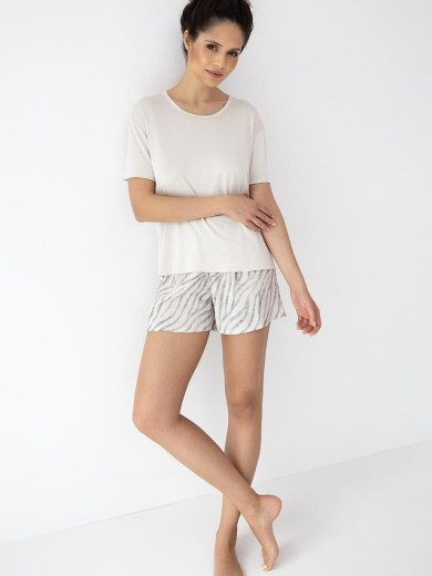 Жіноча піжама з шортами Sensis 82809 з віскози