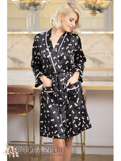  Атласний жіночий халат "Зимова Вишня" 7153