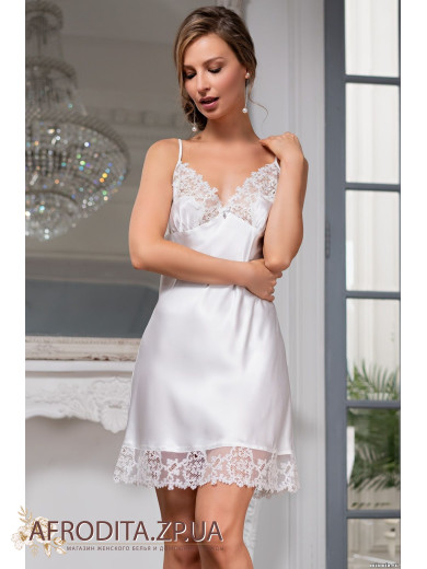 Женская шелковая сорочка белая "Белый лебедь" 3551