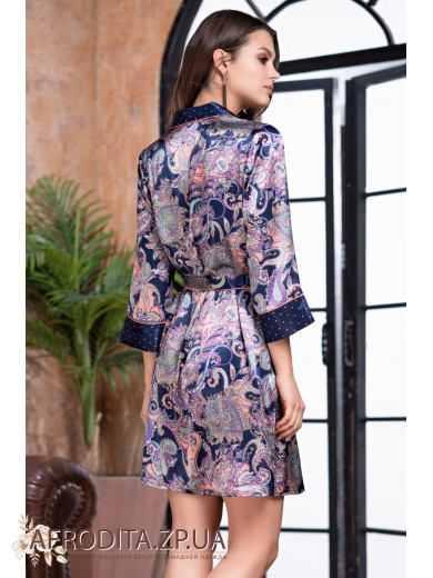 Жіночий шовковий халат на гудзиках "Еттро" 3507