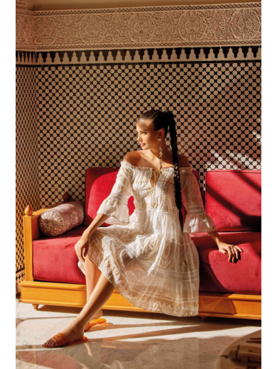 Літнє плаття з вишивкою Iconique IC24-022